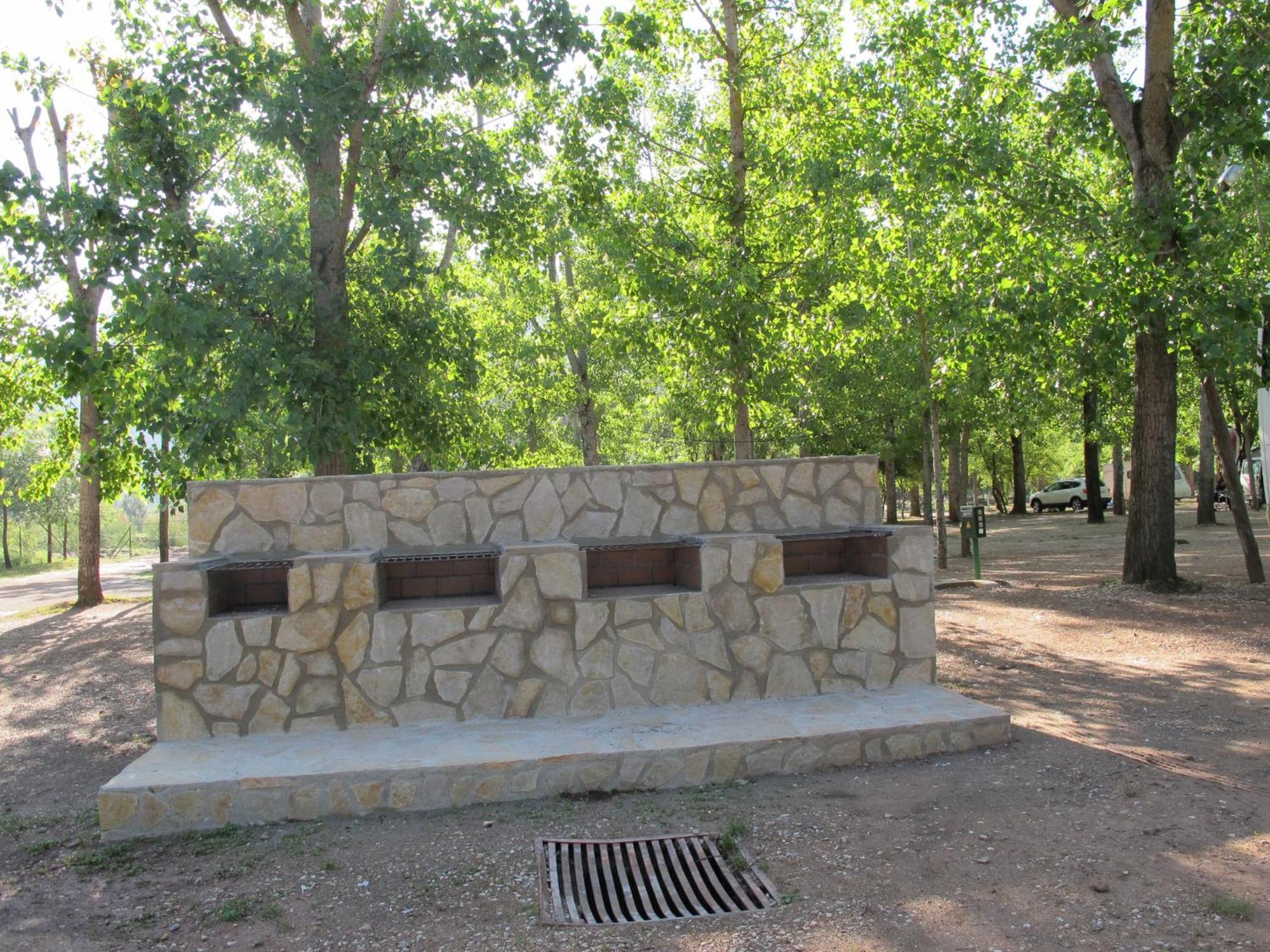 Camping Rural Llanos De Arance Coto Rios Exteriér fotografie